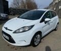 Белый Форд Фиеста, объемом двигателя 1.3 л и пробегом 170 тыс. км за 5400 $, фото 4 на Automoto.ua