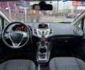 Білий Форд Фієста, об'ємом двигуна 1.39 л та пробігом 150 тис. км за 6990 $, фото 26 на Automoto.ua