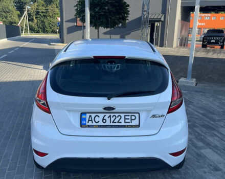 Білий Форд Фієста, об'ємом двигуна 1.4 л та пробігом 225 тис. км за 6000 $, фото 6 на Automoto.ua