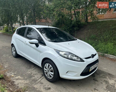 Білий Форд Фієста, об'ємом двигуна 1.24 л та пробігом 181 тис. км за 5800 $, фото 16 на Automoto.ua