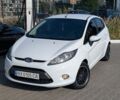 Белый Форд Фиеста, объемом двигателя 1.4 л и пробегом 197 тыс. км за 6000 $, фото 1 на Automoto.ua