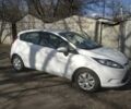 Білий Форд Фієста, об'ємом двигуна 1.3 л та пробігом 76 тис. км за 6800 $, фото 5 на Automoto.ua
