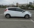Білий Форд Фієста, об'ємом двигуна 1.4 л та пробігом 180 тис. км за 7150 $, фото 3 на Automoto.ua