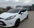 Білий Форд Фієста, об'ємом двигуна 1.4 л та пробігом 240 тис. км за 5700 $, фото 2 на Automoto.ua