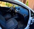 Білий Форд Фієста, об'ємом двигуна 1.2 л та пробігом 151 тис. км за 6300 $, фото 2 на Automoto.ua