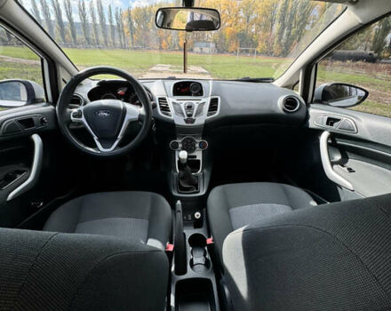 Форд Фиеста 2012 в Ананьеве на Automoto.ua Белый Форд Фиеста, объемом двигателя 1.4 л и пробегом 75 тыс. км за 8300 $, фото 10 на Automoto.ua