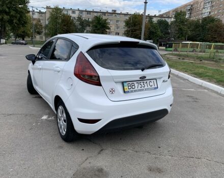 Белый Форд Фиеста, объемом двигателя 1.4 л и пробегом 108 тыс. км за 8000 $, фото 1 на Automoto.ua