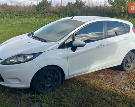 Форд Фієста 2012 у Хмельницькому на Automoto.ua Білий Форд Фієста, об'ємом двигуна 1.25 л та пробігом 123 тис. км за 5700 $, фото 8 на Automoto.ua