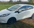 Форд Фієста 2012 у Хмельницькому на Automoto.ua Білий Форд Фієста, об'ємом двигуна 1.25 л та пробігом 123 тис. км за 5700 $, фото 8 на Automoto.ua