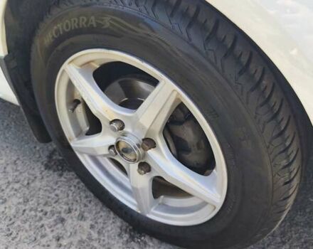 Белый Форд Фиеста, объемом двигателя 1.25 л и пробегом 170 тыс. км за 6200 $, фото 7 на Automoto.ua