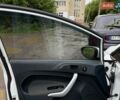 Білий Форд Фієста, об'ємом двигуна 1.4 л та пробігом 250 тис. км за 3800 $, фото 8 на Automoto.ua
