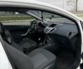 Білий Форд Фієста, об'ємом двигуна 1.4 л та пробігом 240 тис. км за 5700 $, фото 4 на Automoto.ua