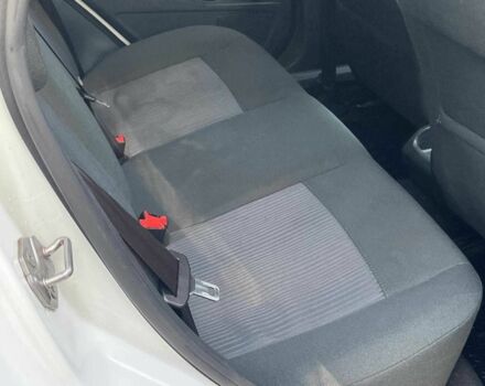 Білий Форд Фієста, об'ємом двигуна 1.2 л та пробігом 170 тис. км за 6290 $, фото 18 на Automoto.ua