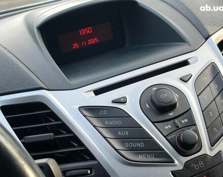 Белый Форд Фиеста, объемом двигателя 1.2 л и пробегом 170 тыс. км за 6290 $, фото 30 на Automoto.ua