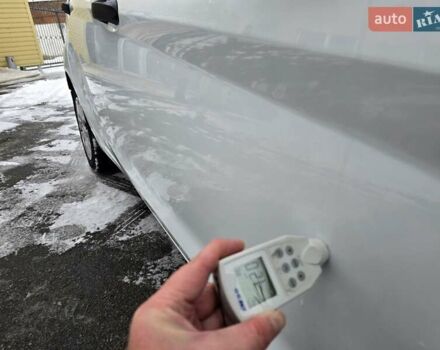 Білий Форд Фієста, об'ємом двигуна 1.25 л та пробігом 53 тис. км за 6400 $, фото 25 на Automoto.ua