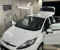 Білий Форд Фієста, об'ємом двигуна 1.4 л та пробігом 125 тис. км за 6000 $, фото 5 на Automoto.ua