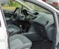Белый Форд Фиеста, объемом двигателя 1.2 л и пробегом 80 тыс. км за 4999 $, фото 7 на Automoto.ua