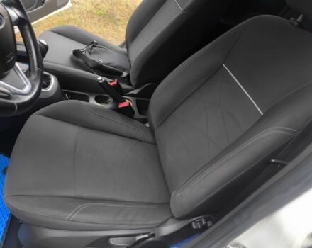 Білий Форд Фієста, об'ємом двигуна 1.5 л та пробігом 190 тис. км за 7625 $, фото 18 на Automoto.ua