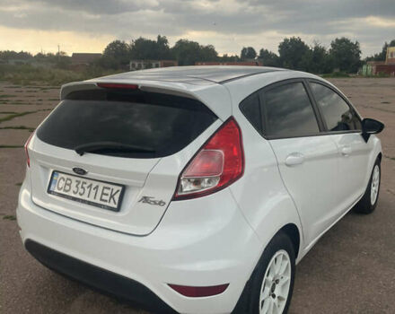 Білий Форд Фієста, об'ємом двигуна 1.25 л та пробігом 112 тис. км за 6750 $, фото 3 на Automoto.ua