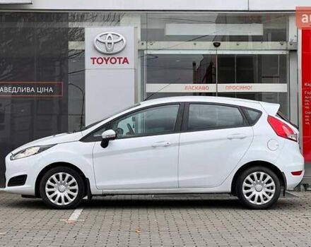 Белый Форд Фиеста, объемом двигателя 1.6 л и пробегом 68 тыс. км за 6456 $, фото 2 на Automoto.ua