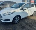 Білий Форд Фієста, об'ємом двигуна 1 л та пробігом 121 тис. км за 6000 $, фото 1 на Automoto.ua