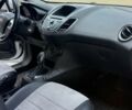 Білий Форд Фієста, об'ємом двигуна 1 л та пробігом 117 тис. км за 8000 $, фото 14 на Automoto.ua