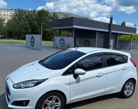 Белый Форд Фиеста, объемом двигателя 1.6 л и пробегом 85 тыс. км за 8100 $, фото 5 на Automoto.ua
