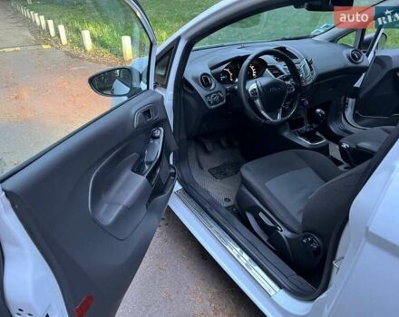 Білий Форд Фієста, об'ємом двигуна 1.5 л та пробігом 249 тис. км за 6500 $, фото 19 на Automoto.ua