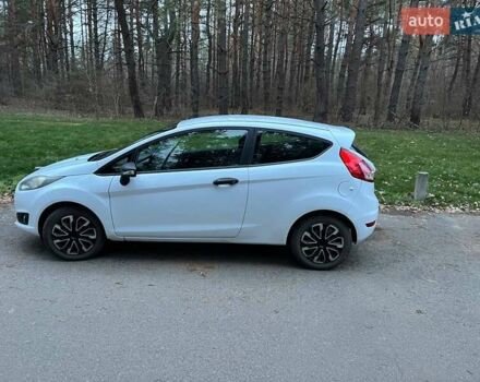 Білий Форд Фієста, об'ємом двигуна 1.5 л та пробігом 249 тис. км за 6500 $, фото 12 на Automoto.ua