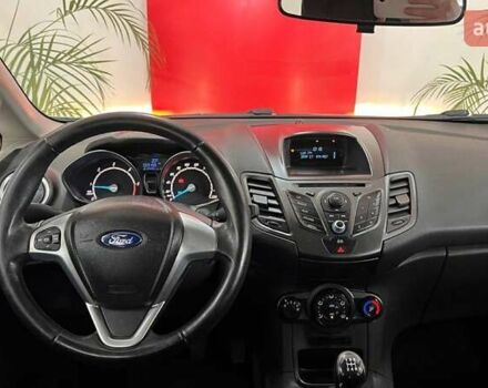 Белый Форд Фиеста, объемом двигателя 1.6 л и пробегом 68 тыс. км за 6456 $, фото 9 на Automoto.ua