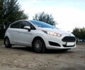 Білий Форд Фієста, об'ємом двигуна 1 л та пробігом 60 тис. км за 10200 $, фото 1 на Automoto.ua