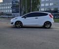 Белый Форд Фиеста, объемом двигателя 1.24 л и пробегом 150 тыс. км за 5000 $, фото 1 на Automoto.ua