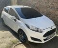 Белый Форд Фиеста, объемом двигателя 1 л и пробегом 150 тыс. км за 5000 $, фото 1 на Automoto.ua