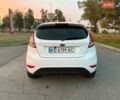 Белый Форд Фиеста, объемом двигателя 1 л и пробегом 78 тыс. км за 7999 $, фото 6 на Automoto.ua