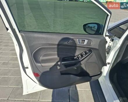 Белый Форд Фиеста, объемом двигателя 1.5 л и пробегом 218 тыс. км за 6999 $, фото 10 на Automoto.ua