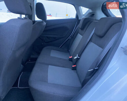 Белый Форд Фиеста, объемом двигателя 1 л и пробегом 200 тыс. км за 4500 $, фото 10 на Automoto.ua