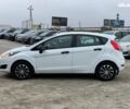 Белый Форд Фиеста, объемом двигателя 1 л и пробегом 200 тыс. км за 4500 $, фото 1 на Automoto.ua