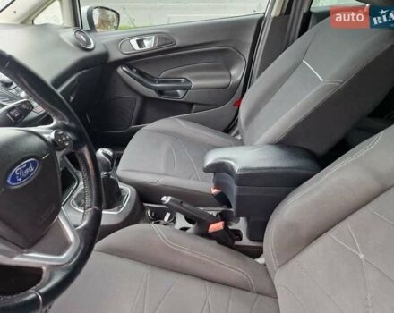 Белый Форд Фиеста, объемом двигателя 1.5 л и пробегом 140 тыс. км за 7000 $, фото 18 на Automoto.ua