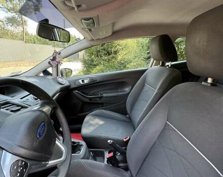 Білий Форд Фієста, об'ємом двигуна 1.5 л та пробігом 289 тис. км за 5900 $, фото 4 на Automoto.ua