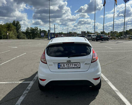 Білий Форд Фієста, об'ємом двигуна 1 л та пробігом 104 тис. км за 5400 $, фото 7 на Automoto.ua