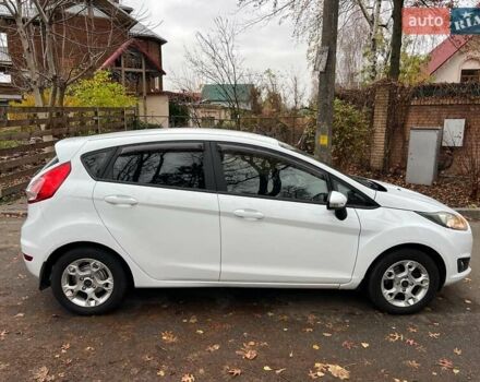 Белый Форд Фиеста, объемом двигателя 1 л и пробегом 151 тыс. км за 6940 $, фото 3 на Automoto.ua