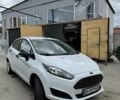 Белый Форд Фиеста, объемом двигателя 1 л и пробегом 75 тыс. км за 6000 $, фото 2 на Automoto.ua