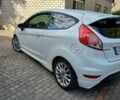 Білий Форд Фієста, об'ємом двигуна 1 л та пробігом 141 тис. км за 6200 $, фото 3 на Automoto.ua