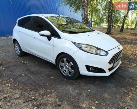 Форд Фиеста 2013 в Харькове на Automoto.ua Белый Форд Фиеста, объемом двигателя 1.5 л и пробегом 100 тыс. км за 7400 $, фото 5 на Automoto.ua