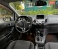 Білий Форд Фієста, об'ємом двигуна 1 л та пробігом 150 тис. км за 6500 $, фото 3 на Automoto.ua