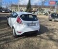 Белый Форд Фиеста, объемом двигателя 1 л и пробегом 130 тыс. км за 5500 $, фото 7 на Automoto.ua