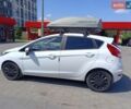 Білий Форд Фієста, об'ємом двигуна 1 л та пробігом 127 тис. км за 7500 $, фото 1 на Automoto.ua