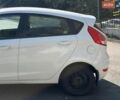 Білий Форд Фієста, об'ємом двигуна 1 л та пробігом 78 тис. км за 6690 $, фото 6 на Automoto.ua