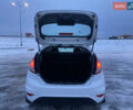 Белый Форд Фиеста, объемом двигателя 1 л и пробегом 200 тыс. км за 4500 $, фото 4 на Automoto.ua