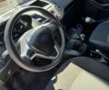 Білий Форд Фієста, об'ємом двигуна 1 л та пробігом 120 тис. км за 5500 $, фото 35 на Automoto.ua